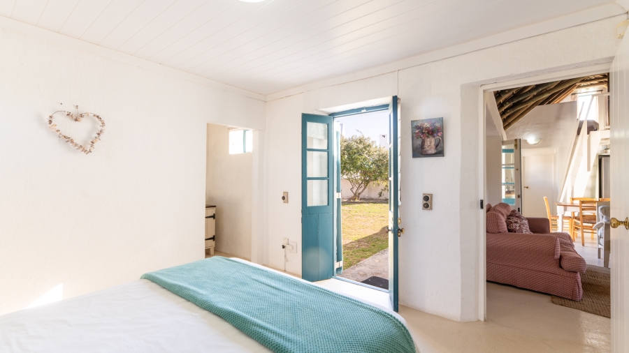 5 Bedroom Property for Sale in Struisbaai Western Cape